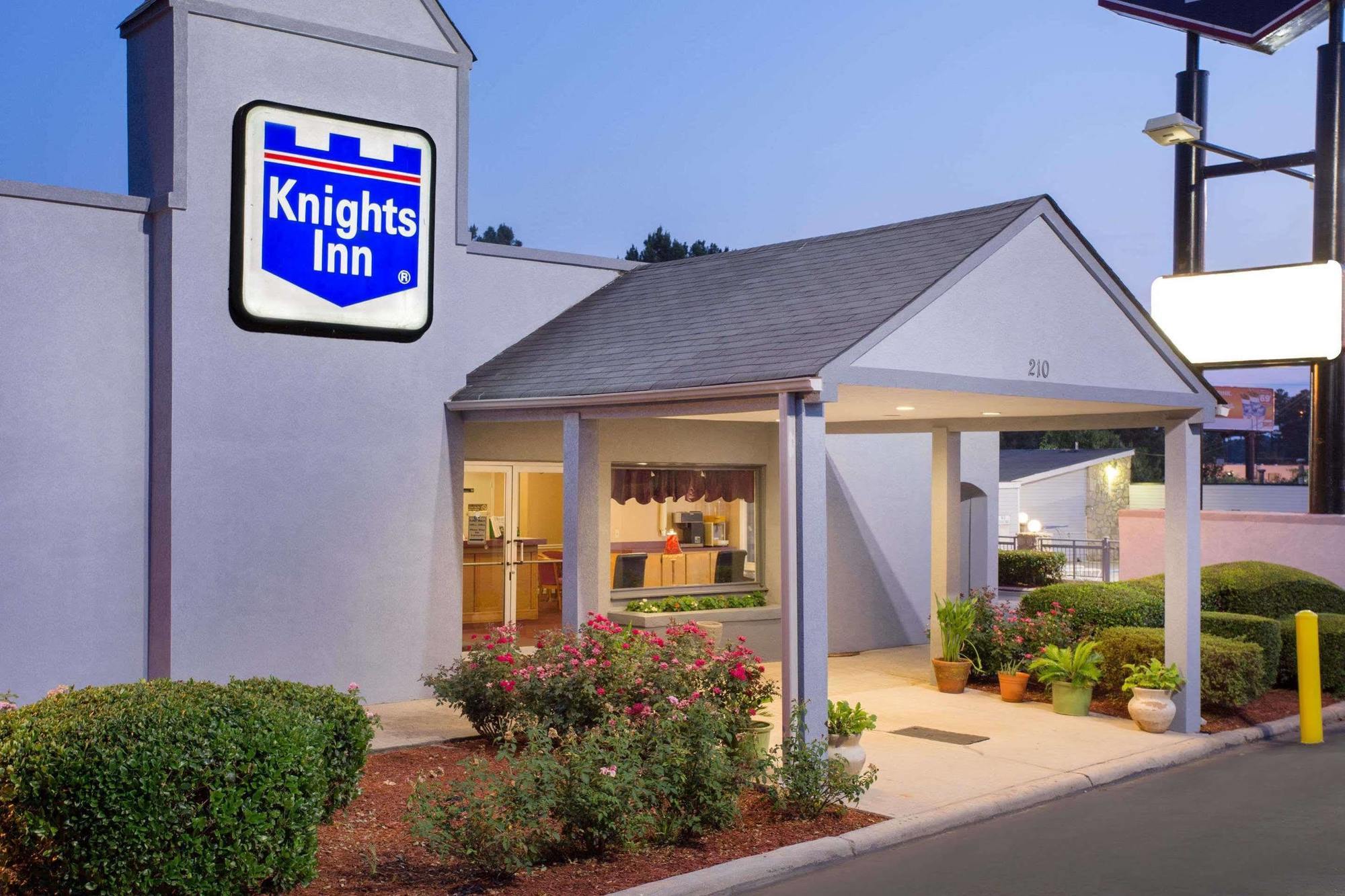 Knights Inn - Augusta Bagian luar foto